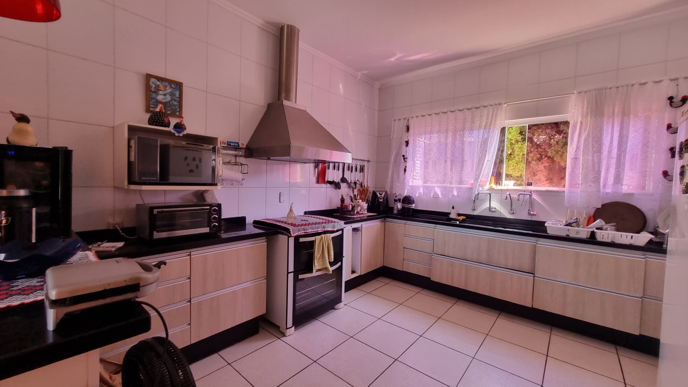 Casa, 4 quartos, 228 m² - Foto 8