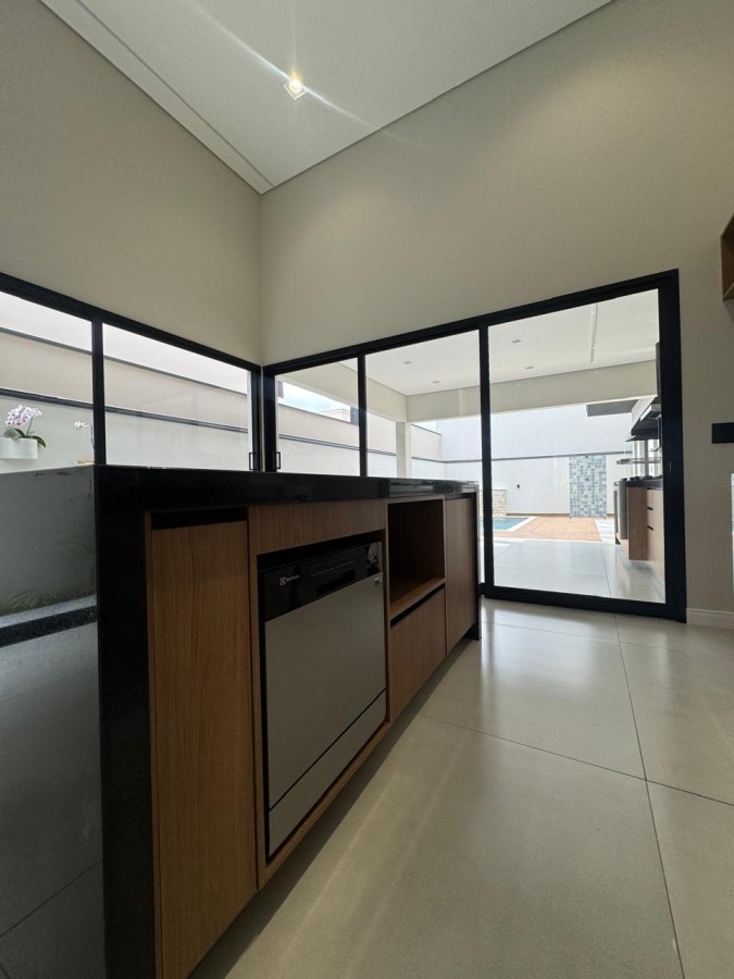 Casa, 3 quartos, 216 m² - Foto 9